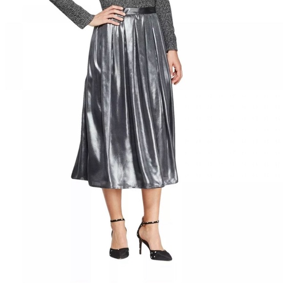 Who What Wear Mid-Rise Flowy Midi Skirt - Picture 1 of 9